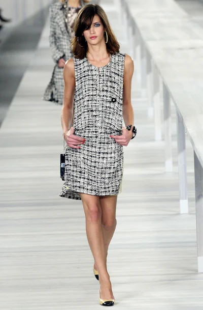 Look 10